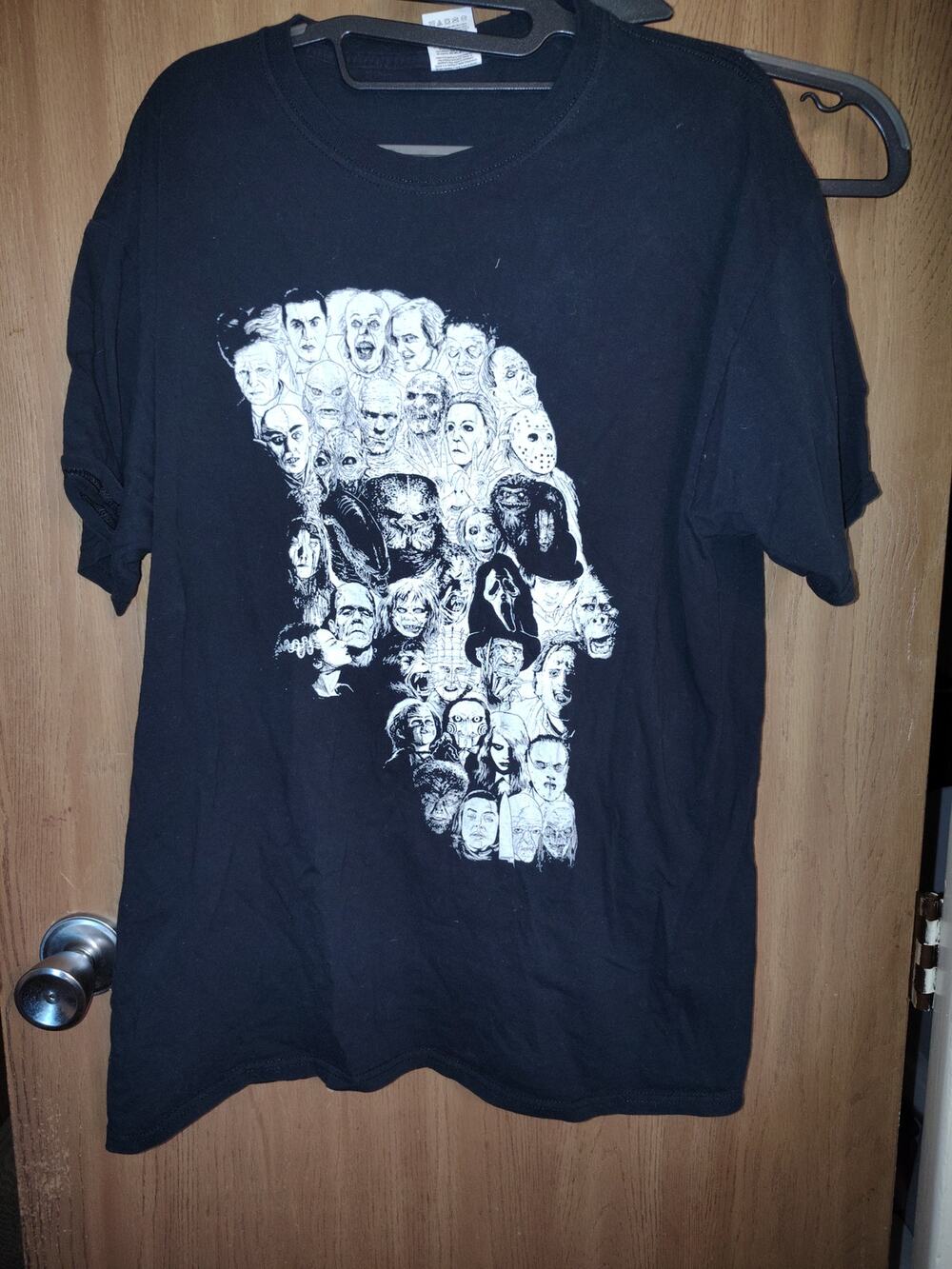 Y2K Vintage Black Horror Movie Graphic Tee Skull horror star Rolls Size L cotton